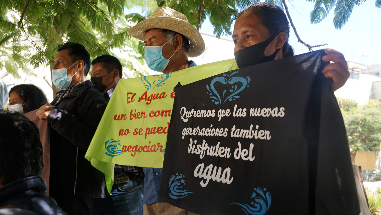 Pie de foto: Comunidades zapotecas buscan asegurar el agua para las siguientes generaciones. 