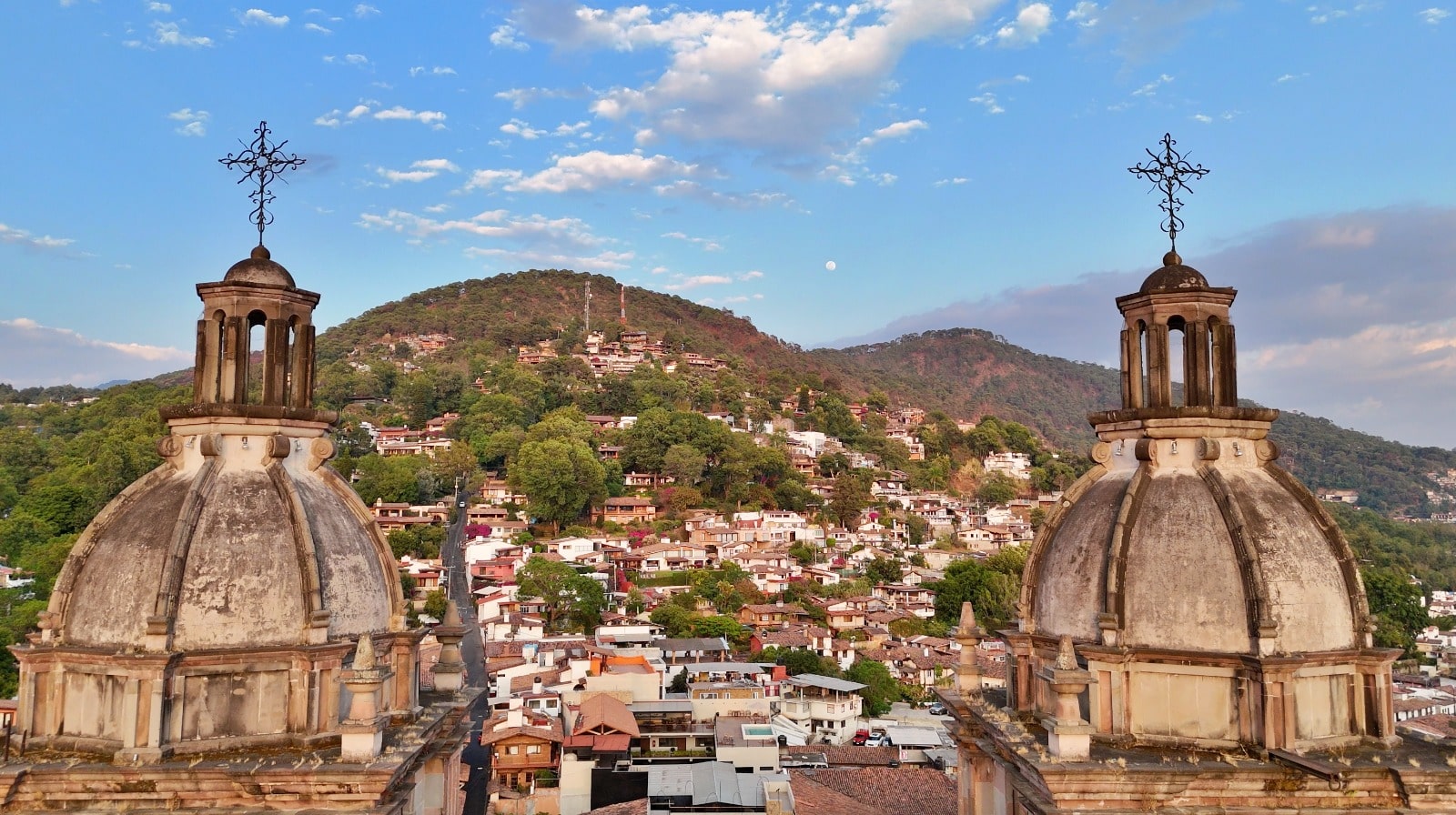 Más de 200 mil habitantes viven en el ANP de Valle de Bravo. Crédito: Evlyn.Online